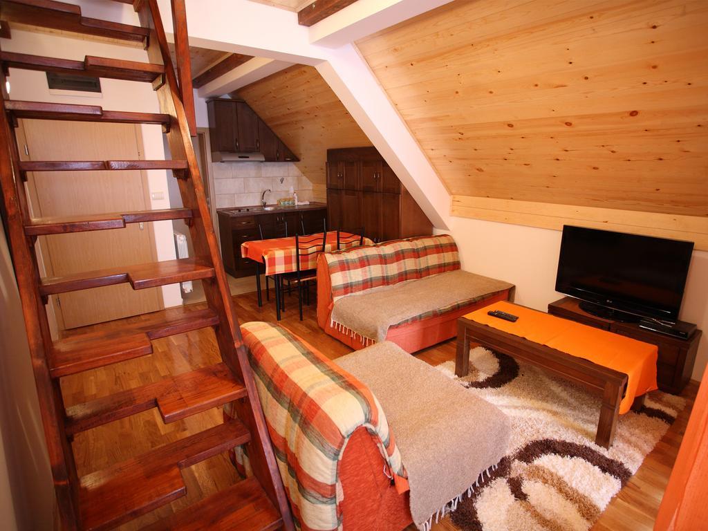 Family Apartments Žabljak Kültér fotó